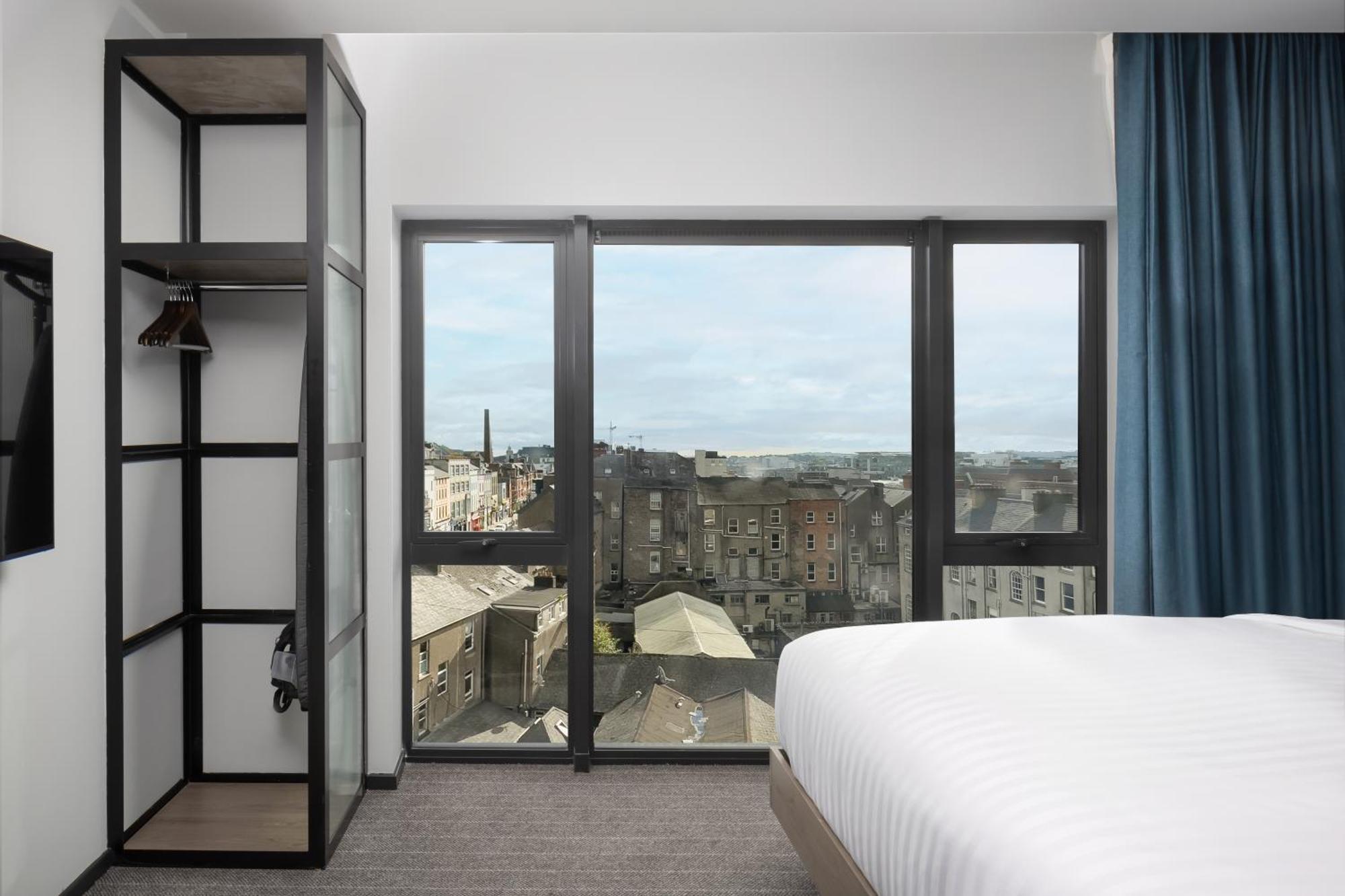Residence Inn By Marriott Cork Bagian luar foto