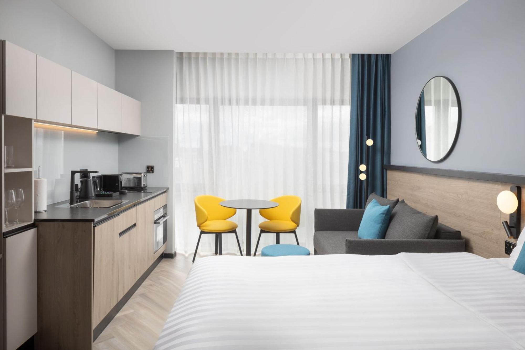 Residence Inn By Marriott Cork Bagian luar foto