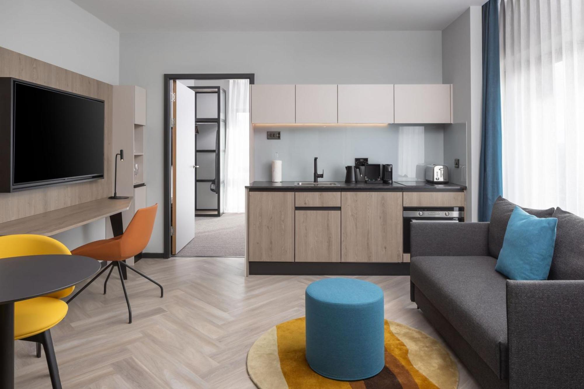 Residence Inn By Marriott Cork Bagian luar foto