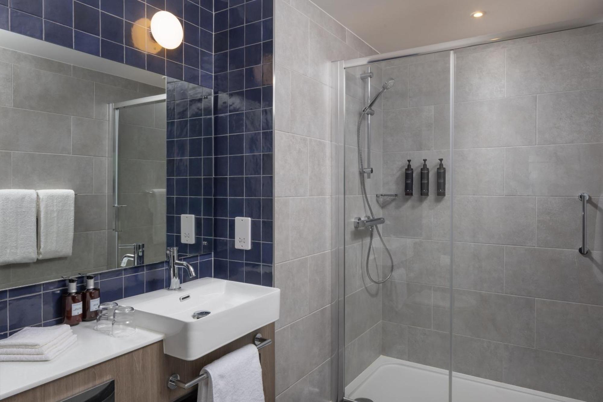 Residence Inn By Marriott Cork Bagian luar foto