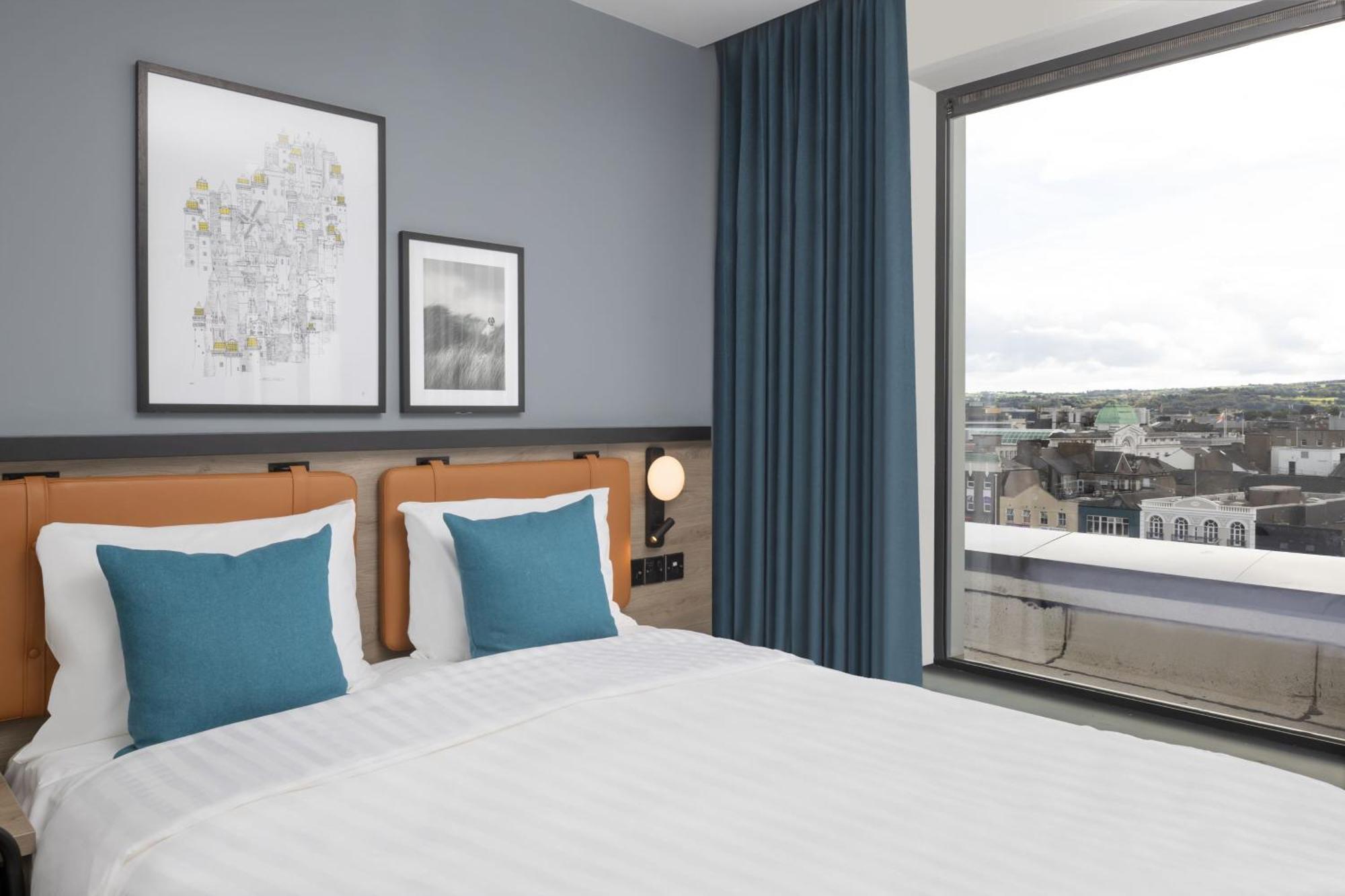 Residence Inn By Marriott Cork Bagian luar foto